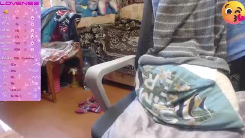 Snapshot of milanasvethoney chatting on 11-02-25, 12:07 Luna-- link in bio online show from 11-02-25, 12:07