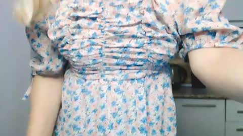 Milena online show from 12-26-24, 04:10