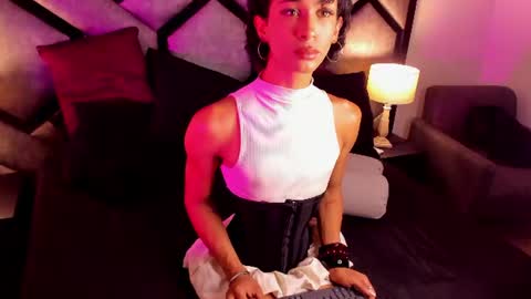milanduval online show from 07-17-26, 07:41