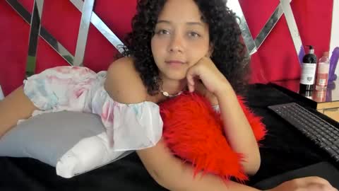 milanx2 online show from 12-30-24, 12:00