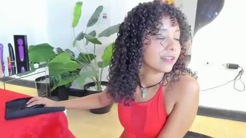 milanx2 online show from 02-24-25, 09:09