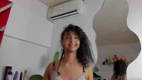 milanx2 online show from 03-04-25, 09:22