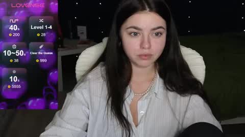 Snapshot of milania_hot_foxy chatting on 02-22-25, 06:41 Mila online show from 02-22-25, 06:41