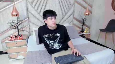 MILANMERCIER online show from 07-27-26, 04:08