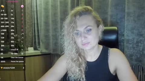 milanna_x online show from 09-22-25, 08:22