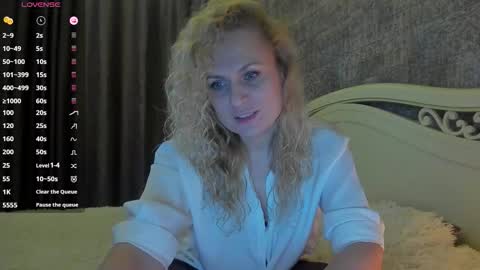 milanna_x online show from 09-24-25, 06:44