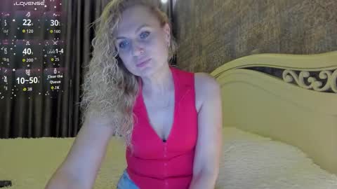 milanna_x online show from 10-16-25, 04:52