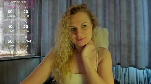 milanna_x online show from 05-28-26, 03:20