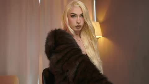 Snapshot of milansantana24 chatting on 05-13-26, 09:00 MILAN SANTANA online show from 05-13-26, 09:00
