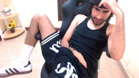 milanzaire online show from 12-05-24, 02:09