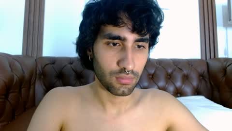 milanzaire online show from 12-20-24, 04:42