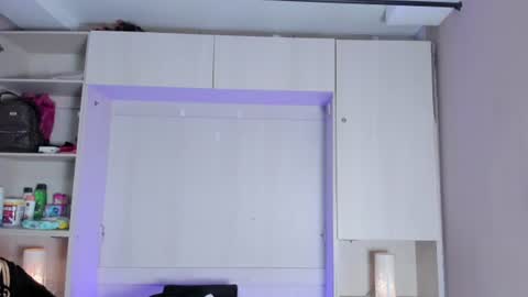 milasantoss online show from 07-15-26, 11:37
