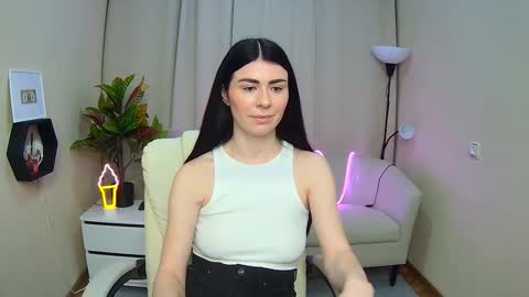 milasecretsss online show from 03-06-26, 08:00