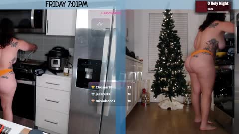 Snapshot of milavalentinax chatting on 12-14-24, 12:01 Mila Valentina online show from 12-14-24, 12:01