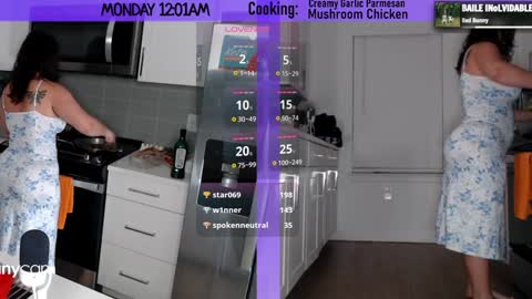 Snapshot of milavalentinax chatting on 01-13-25, 05:01 Mila Valentina online show from 01-13-25, 05:01