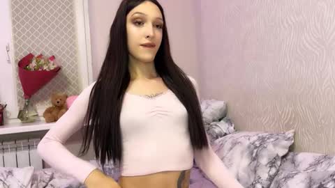 Snapshot of milaxmme chatting on 12-01-25, 03:17 Milana online show from 12-01-25, 03:17