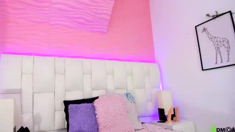 Snapshot of mile_loucrath chatting on 01-23-25, 02:17 mile_loucrath online show from 01-23-25, 02:17