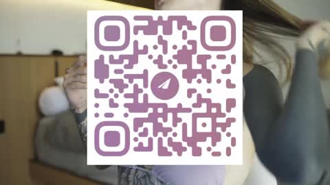 Snapshot of mileeena chatting on 04-20-26, 07:00 M Telegram mamagotachannel online show from 04-20-26, 07:00