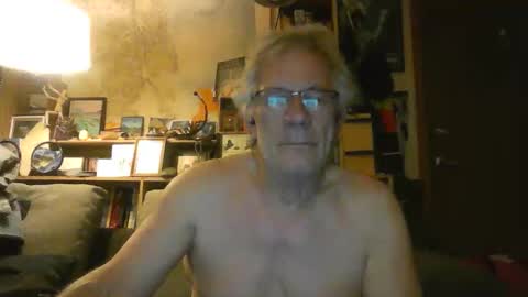 Milehi1958 online show from 04-26-26, 10:13