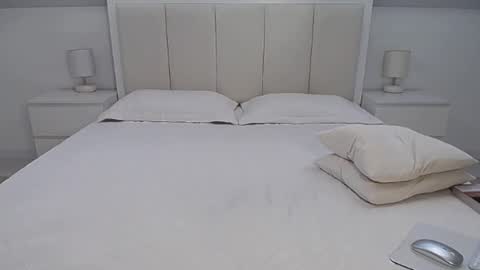 Milena online show from 01-09-25, 05:44