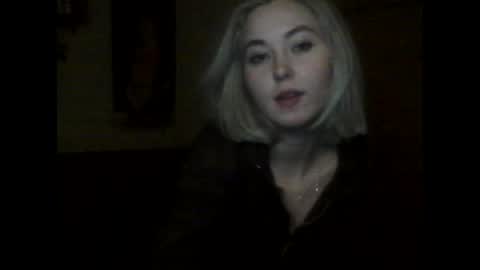 Snapshot of milena391630 chatting on 02-20-25, 03:45 Milena new nonude shy blonde natural online show from 02-20-25, 03:45