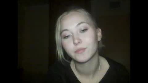Snapshot of milena391630 chatting on 02-23-25, 01:13 Milena new nonude shy blonde natural online show from 02-23-25, 01:13