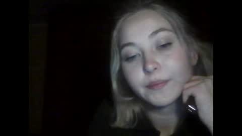 Snapshot of milena391630 chatting on 02-28-25, 11:56 Milena new nonude shy blonde natural online show from 02-28-25, 11:56