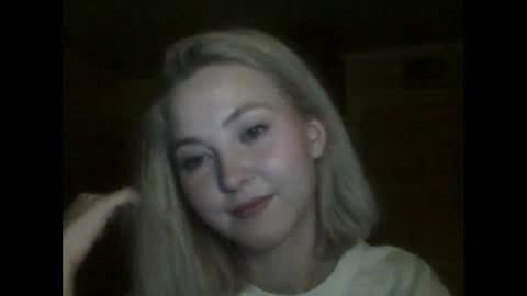 Snapshot of milena391630 chatting on 03-09-25, 08:31 Milena new nonude shy blonde natural online show from 03-09-25, 08:31