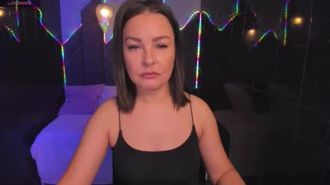 Milena online show from 10-10-25, 08:52