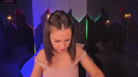 Milena online show from 10-14-25, 08:31