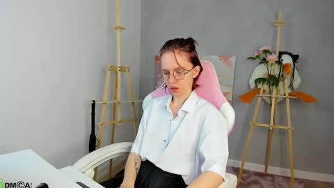 Snapshot of milena_milyan chatting on 05-30-26, 01:25 Milena online show from 05-30-26, 01:25