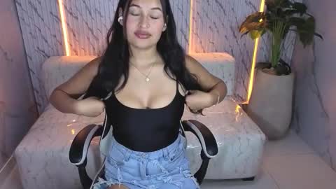 milenka_tx online show from 03-07-26, 07:33