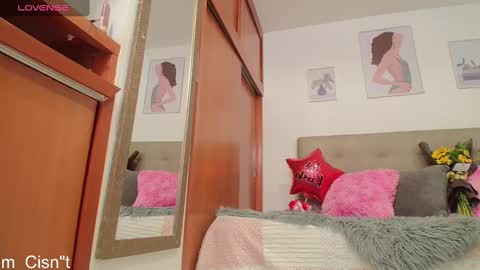 Miley online show from 01-23-25, 04:26