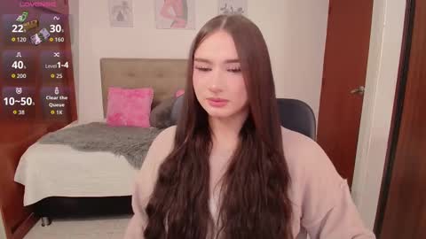 Miley online show from 09-08-25, 04:17