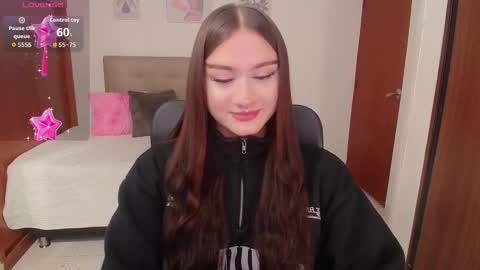 Miley online show from 10-18-25, 03:13