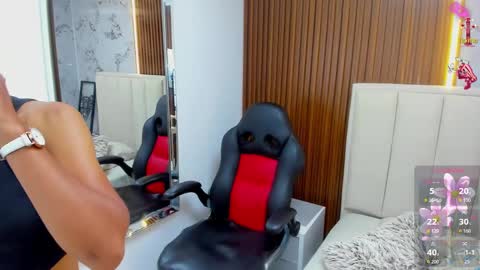 MILEY online show from 09-24-25, 08:12