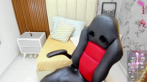 MILEY online show from 09-27-25, 07:19