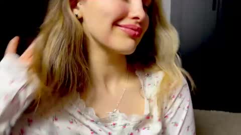 mileyy_cute online show from 03-11-26, 11:00