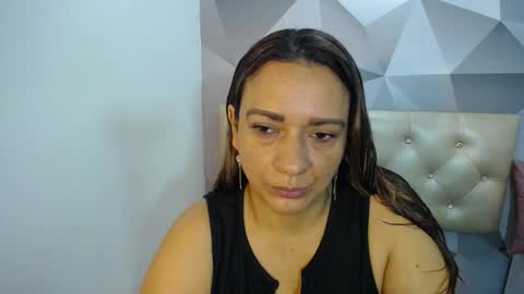 milf_hugeboobs online show from 12-04-25, 10:46