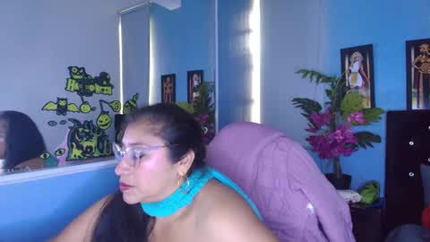 milf latinn online show from 10-16-25, 01:45
