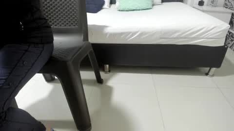 milf_march online show from 04-27-26, 11:41