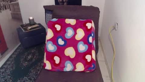 Snapshot of milf_valeria chatting on 09-09-25, 02:38 Valeria online show from 09-09-25, 02:38