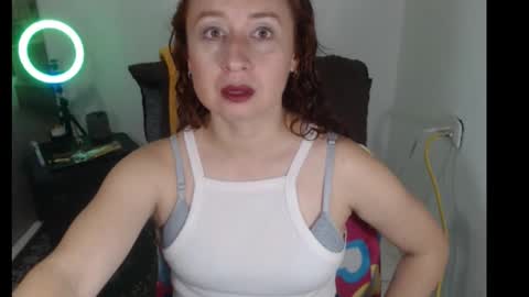 Snapshot of milf_valeria chatting on 10-07-25, 03:31 Valeria online show from 10-07-25, 03:31