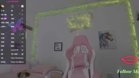 Aura  online show from 03-27-26, 08:26