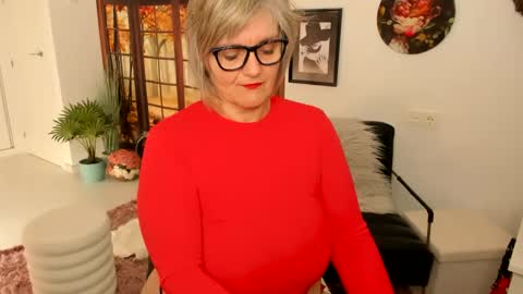 MilfElla online show from 02-27-25, 10:15