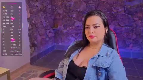 milfrosa_ online show from 11-18-25, 10:25