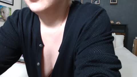 Snapshot of milfyanddaddy chatting on 02-12-25, 11:30 milfyanddaddy online show from 02-12-25, 11:30