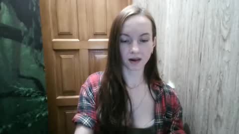 Snapshot of miliah chatting on 12-12-24, 07:37 miliah online show from 12-12-24, 07:37