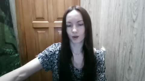 Snapshot of miliah chatting on 01-07-25, 06:35 miliah online show from 01-07-25, 06:35