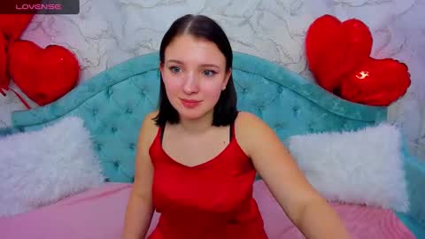 Snapshot of milinafox chatting on 02-15-25, 09:27 milinafox online show from 02-15-25, 09:27